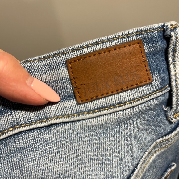 Judy Blue High Rise Distressed Blue Jeans - Picture 8 of 8